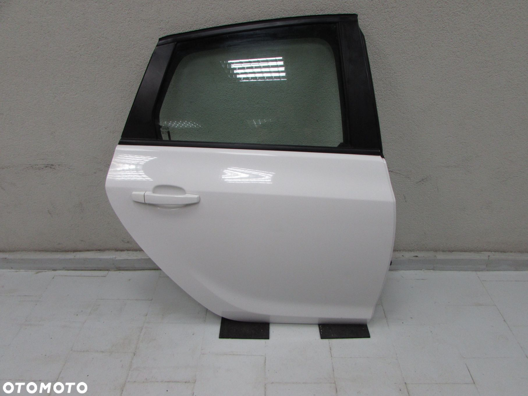 OPEL ASTRA IV J LIFT FL 09-15 DRZWI TYL PRAWY TYLNE PRAWE KPL Z40R Z 0R - 3