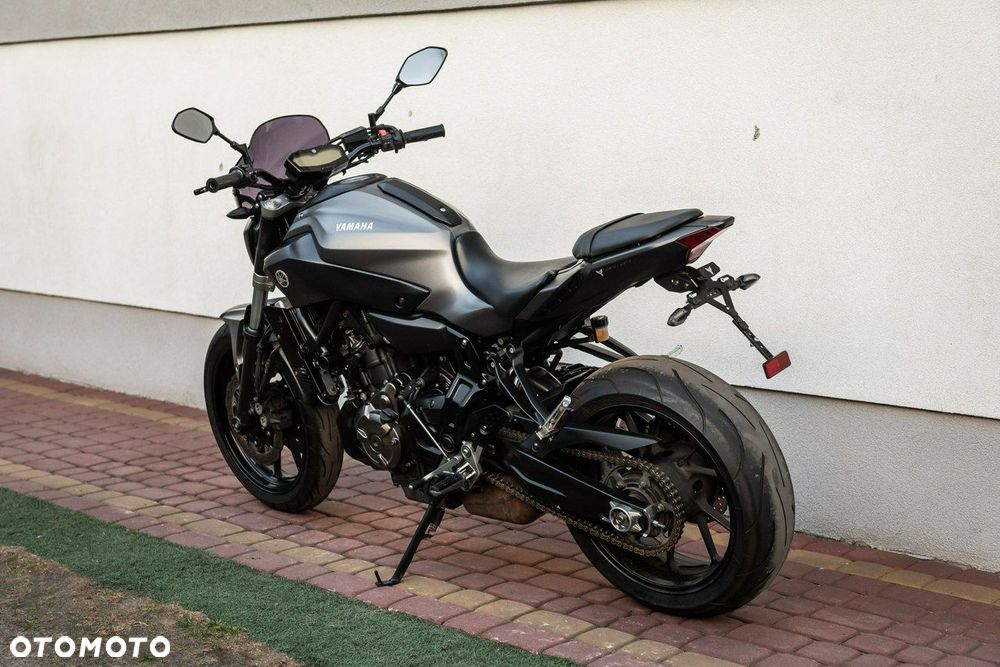Yamaha MT - 4