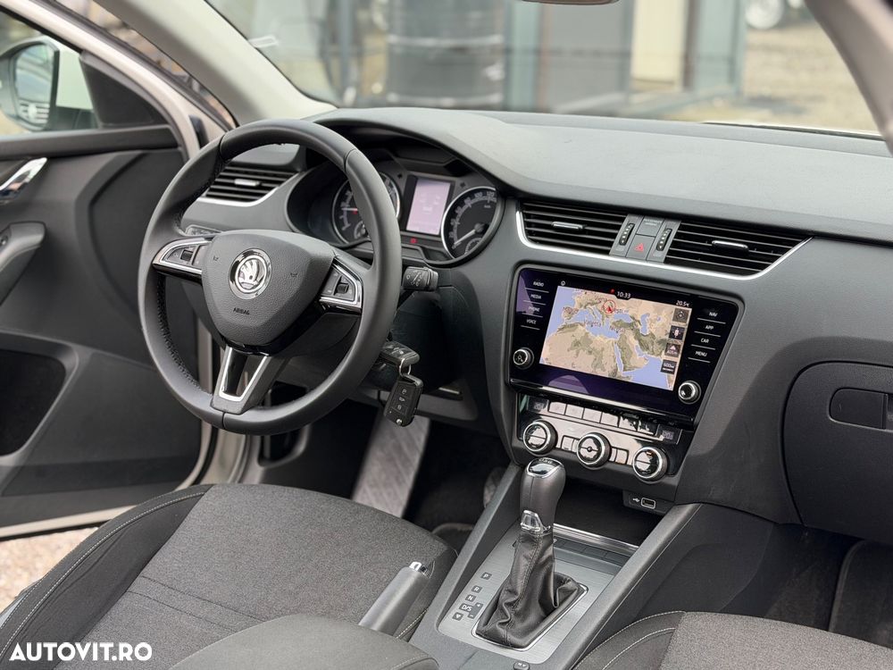 Skoda Octavia 2.0 TDI DSG Ambition - 6
