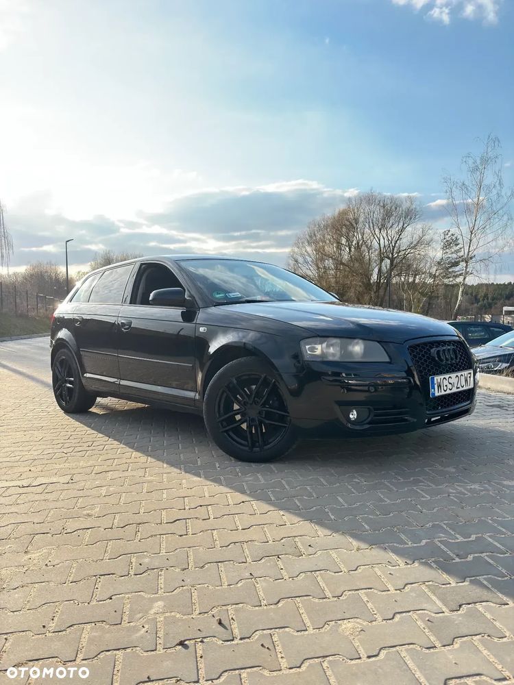 Audi A3 Sportback - 1