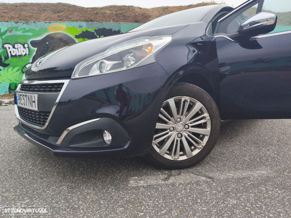 Peugeot 208 PureTech 110 Stop & Start Allure - 4