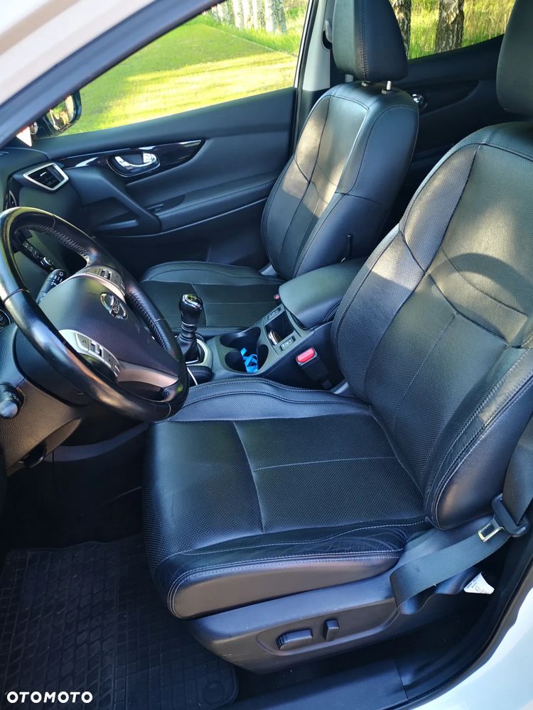 Nissan Qashqai 1.2 DIG-T Tekna - 2