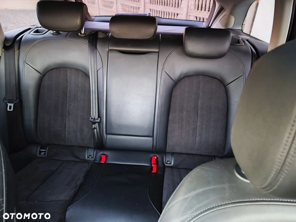 Audi A6 Avant 3.0 TDI quattro S tronic - 31