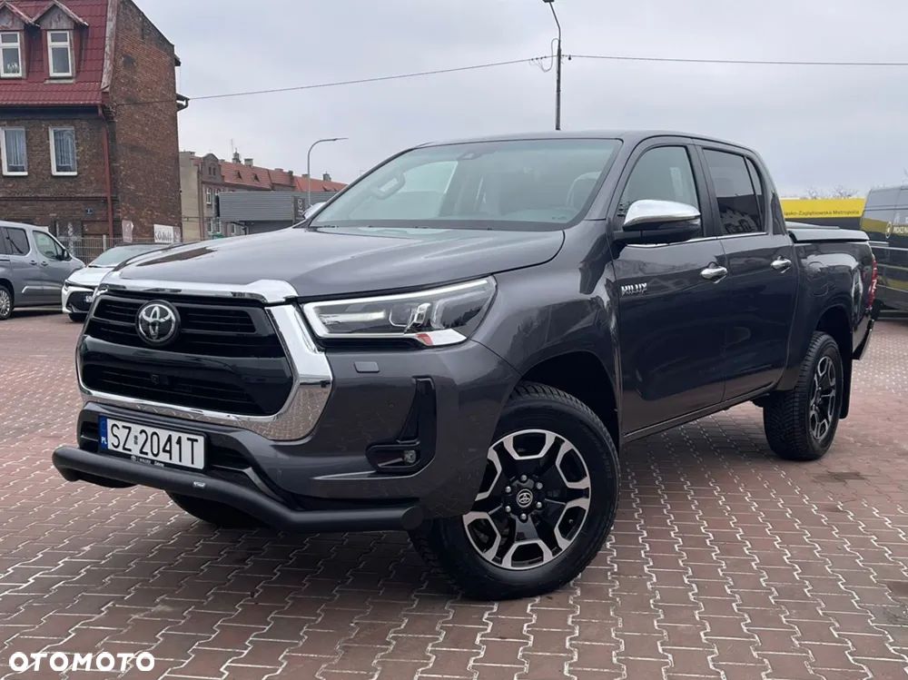 Toyota Hilux 2.8 D-4D Double Cab Invincible 4x4 - 2