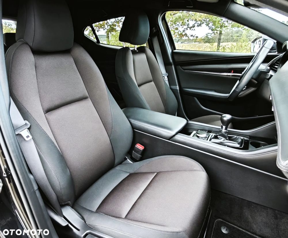 Mazda 3 2.0 mHEV Hikari - 26