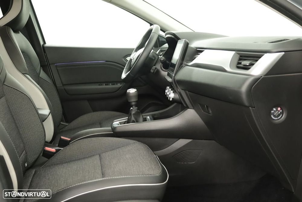 Renault Captur 1.0 TCe Techno Bi-Fuel - 23