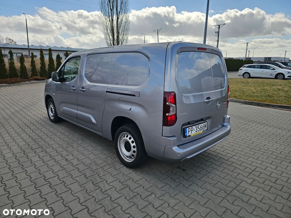 Opel COMBO - 10