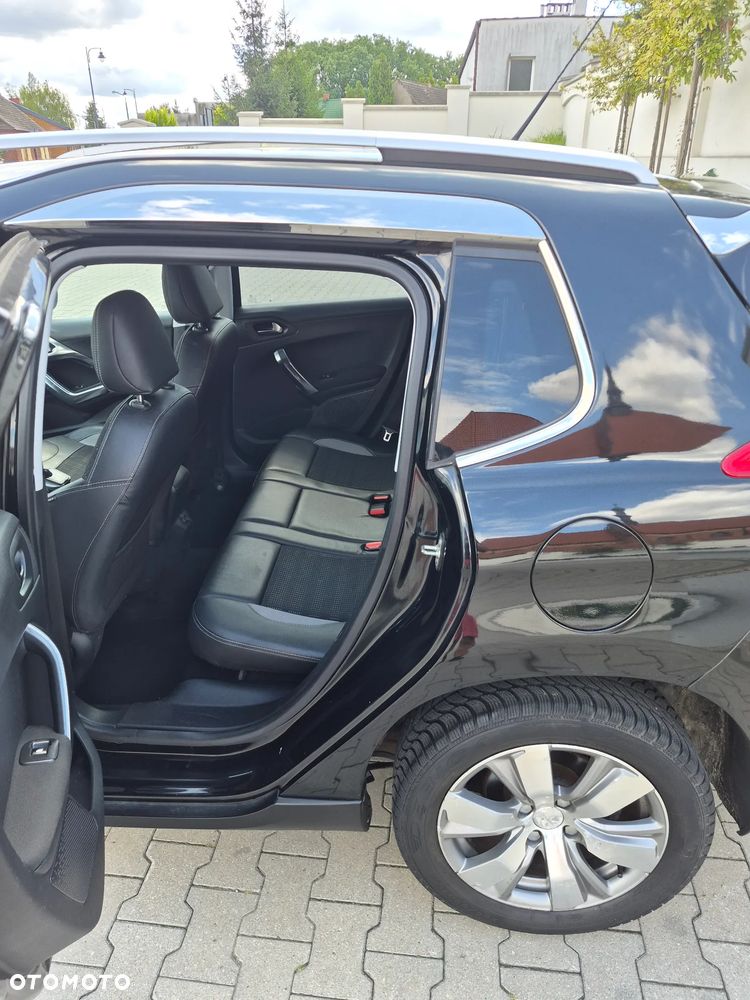 Peugeot 2008 - 10