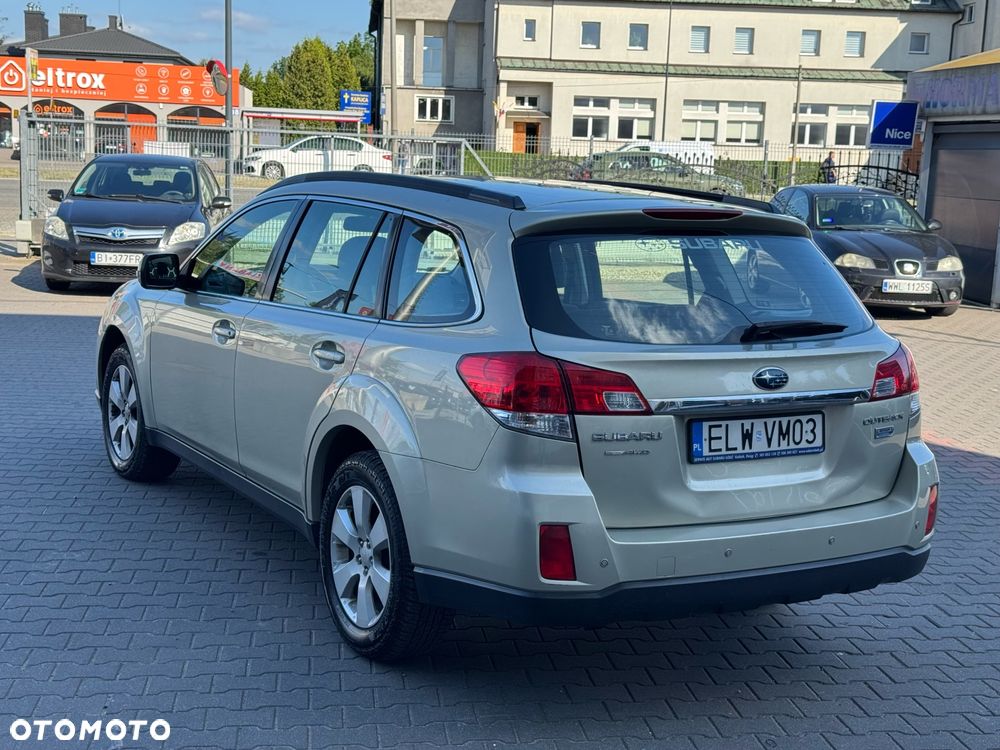 Subaru Outback 2.0 D Comfort Navi MAC - 2