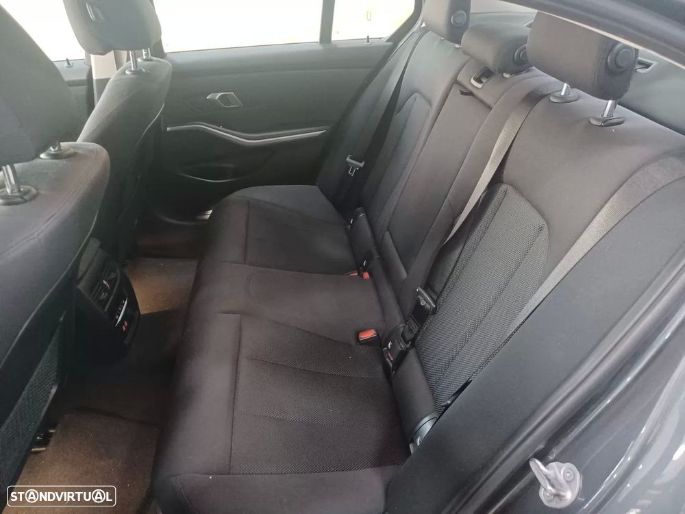 BMW 330 e Corporate Edition Auto - 25