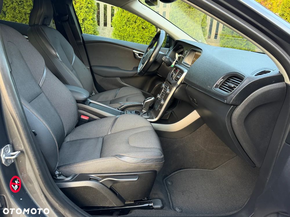Volvo V40 Cross Country 2013