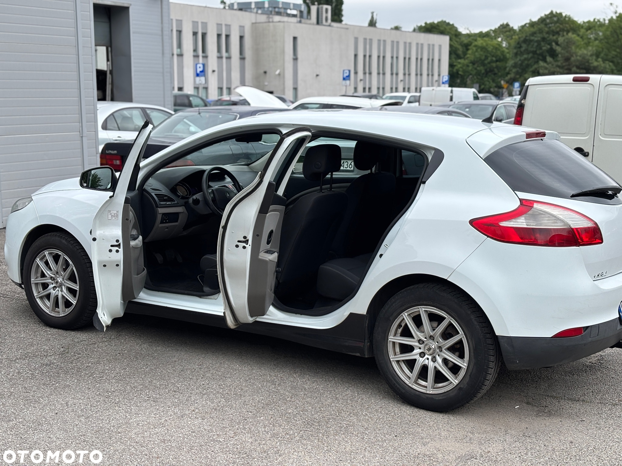 Renault Megane 1.5 dCi Expression - 11