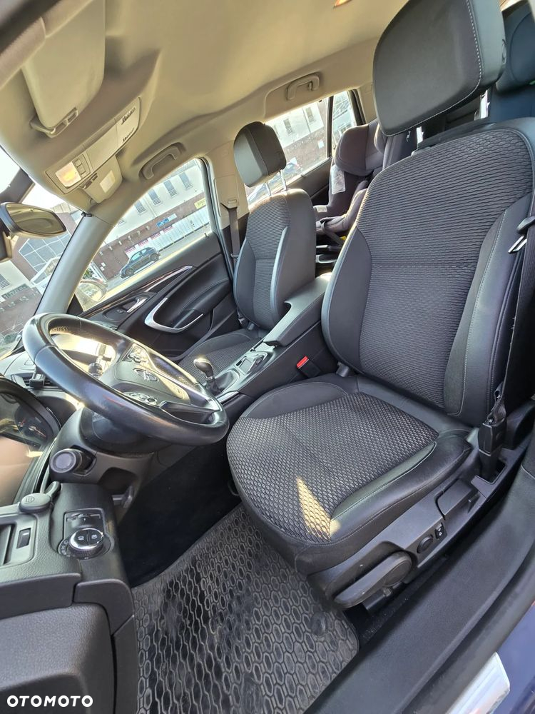 Opel Insignia 2.0 CDTI Cosmo S&S - 10