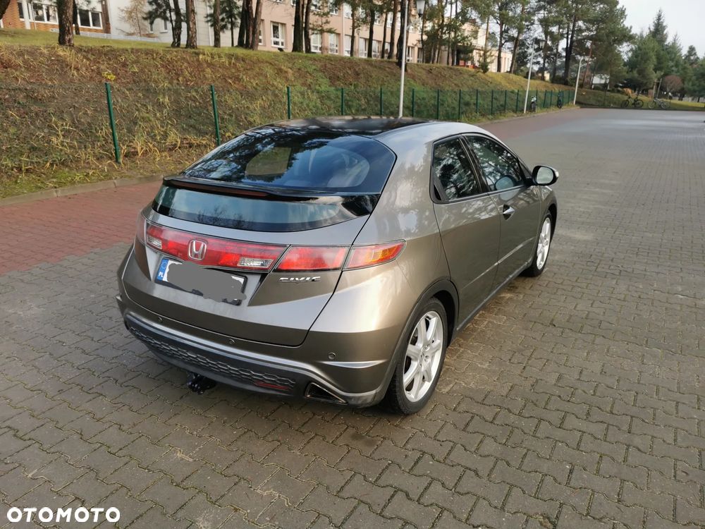 Honda Civic 1.8 Comfort - 3