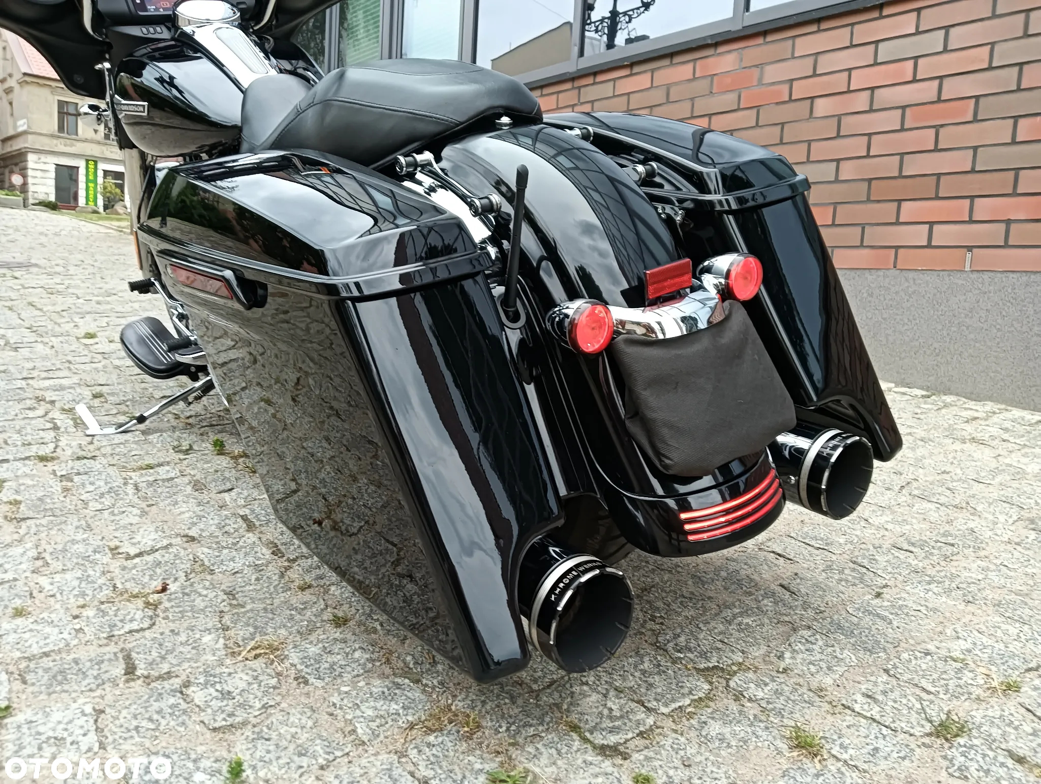 Harley-Davidson Touring Street Glide - 8