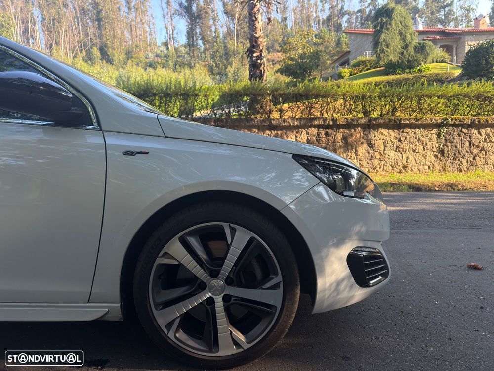 Peugeot 308 BlueHDi FAP 180 EAT8 Stop & Start GT - 25