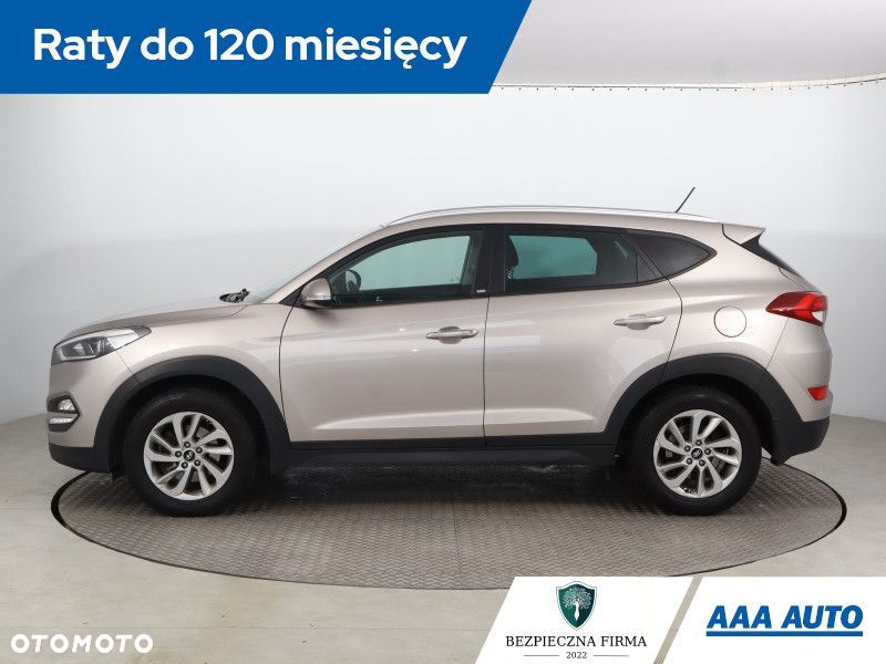 Hyundai Tucson - 4
