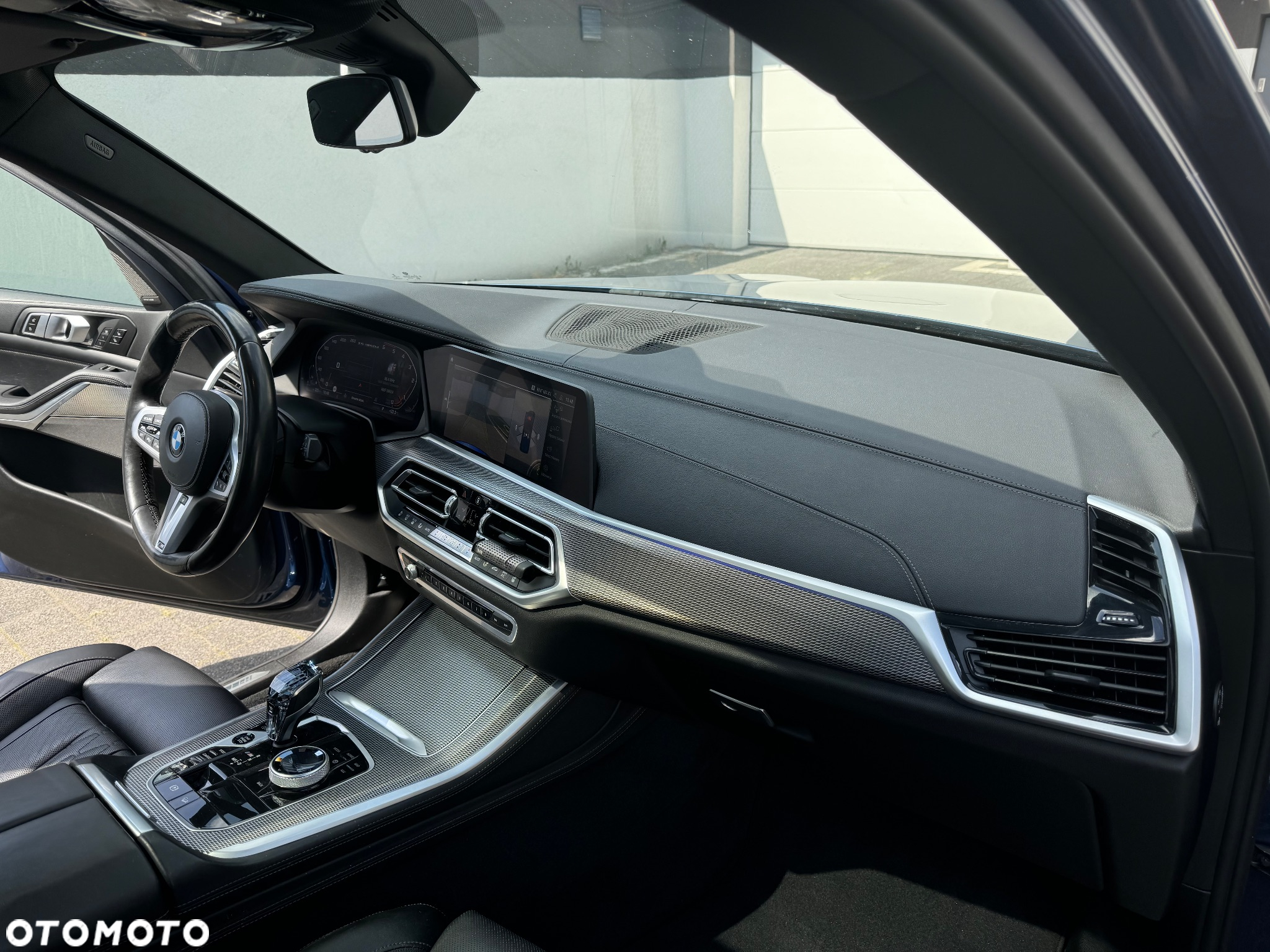 BMW X5 M M50d - 25
