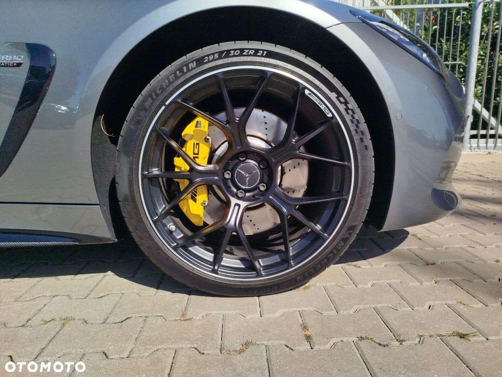 Mercedes-Benz AMG GT - 25
