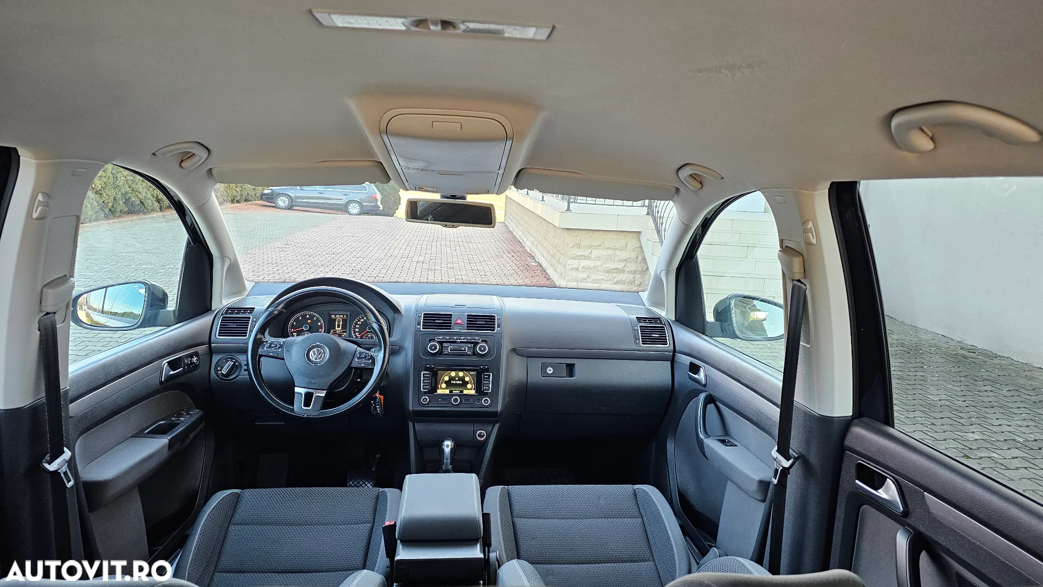 Volkswagen Touran 1.4 TSI DSG Highline - 13