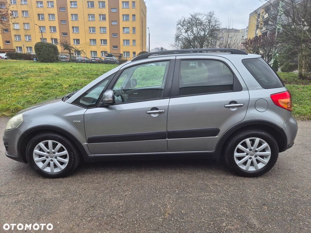 Suzuki SX4 2.0 DDiS 4x4 Style - 8