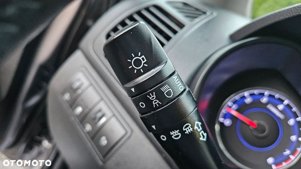 Hyundai ix20 1.4 UEFA EURO 2012 Edition - 30