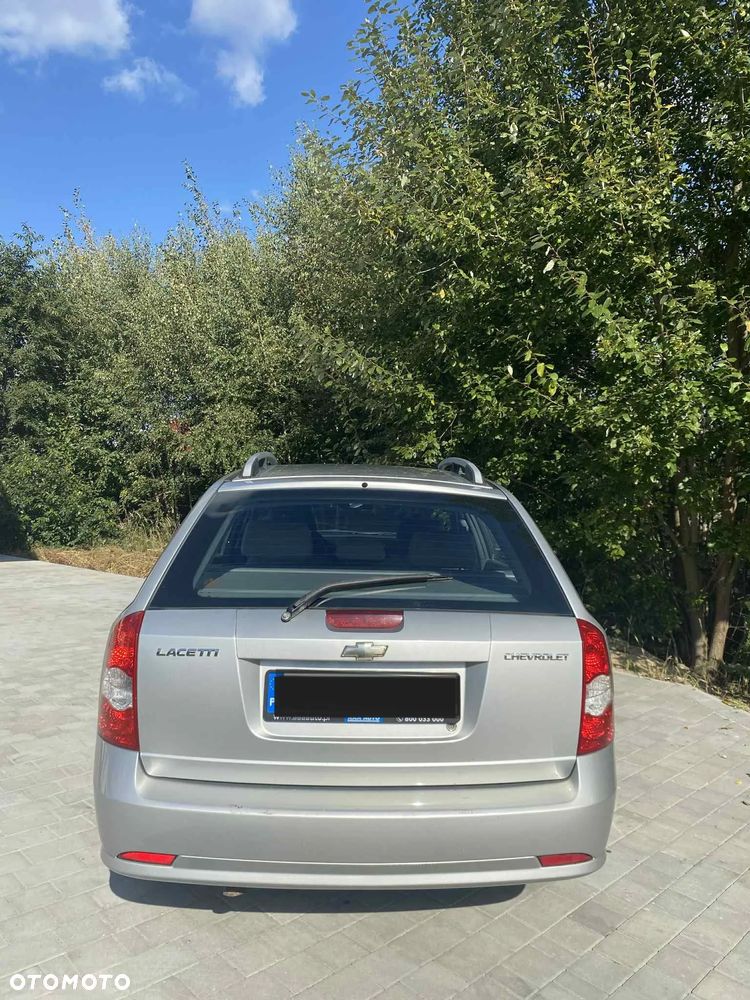 Chevrolet Lacetti - 18