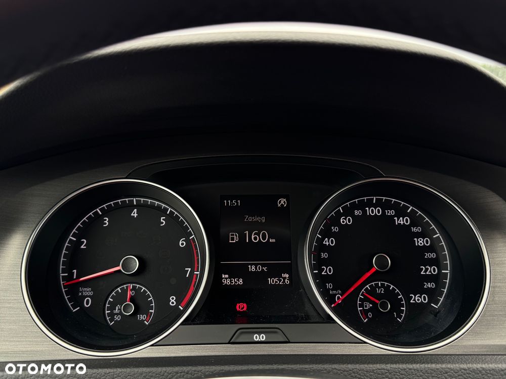 Volkswagen Golf 1.2 TSI BMT Comfortline - 39