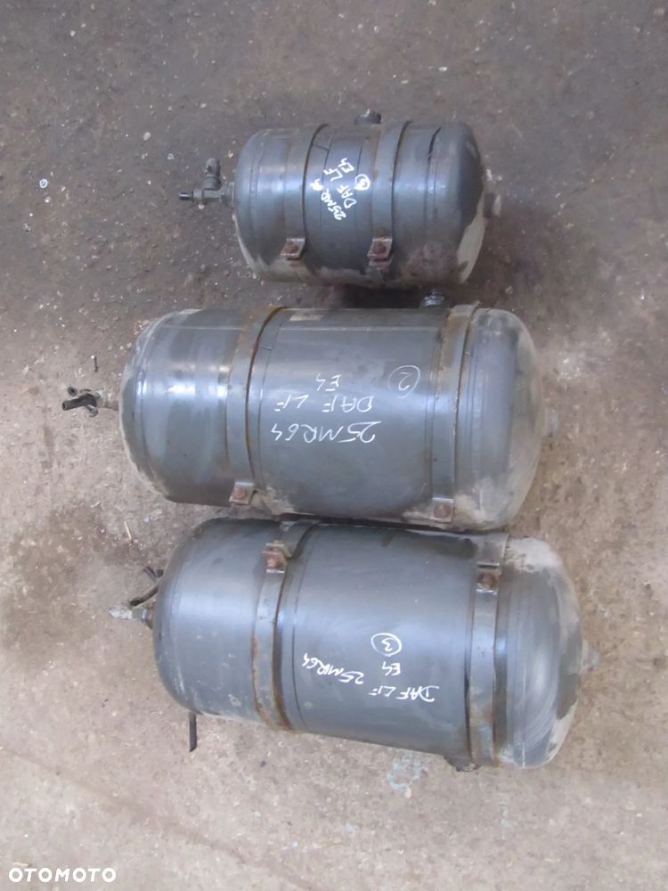 DAF LF EURO 4 zbiorniczek powietrza x3