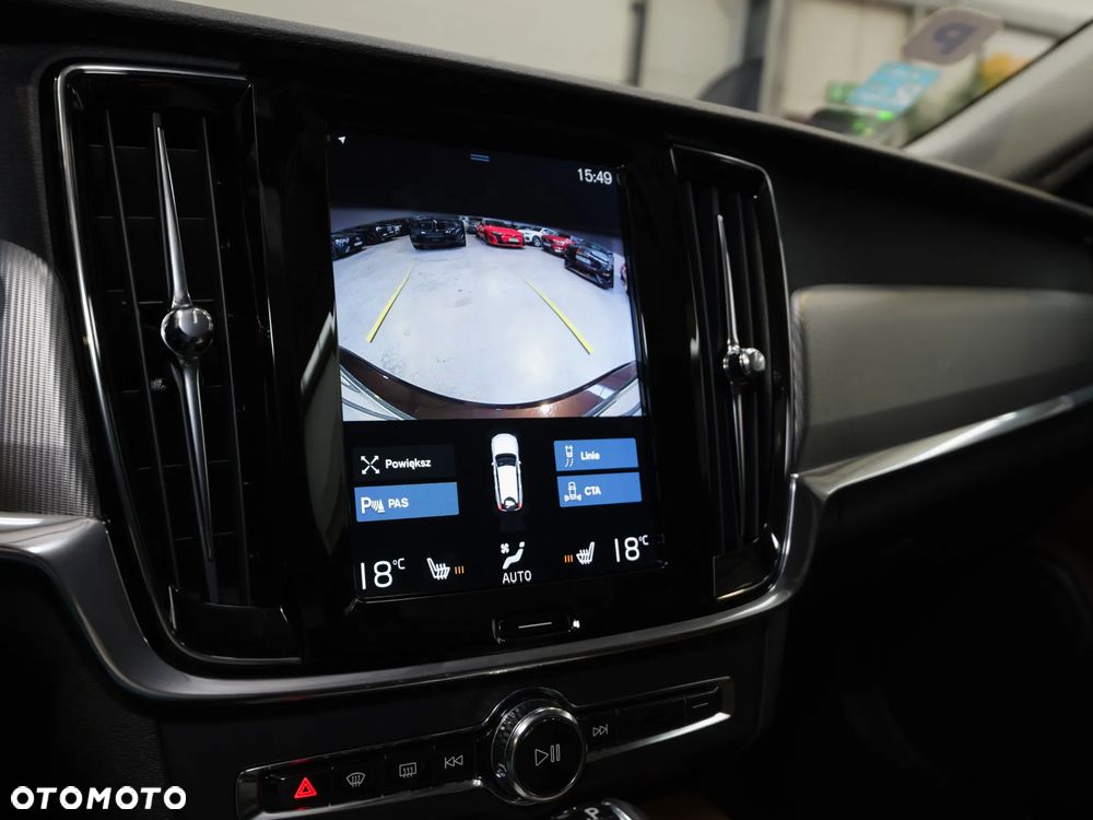 Volvo V90 Cross Country D4 AWD Pro - 26