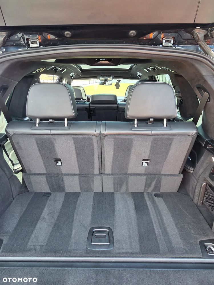 BMW X7 - 36