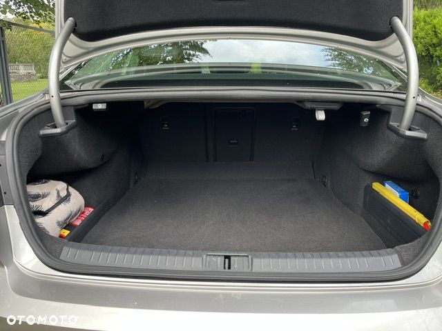 Volkswagen Passat 2.0 TDI BMT 4Mot Highline DSG - 3