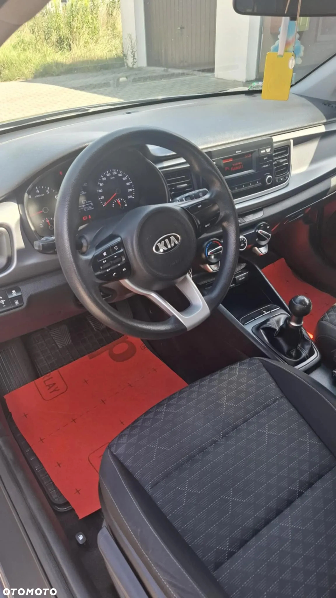 Kia Rio - 9