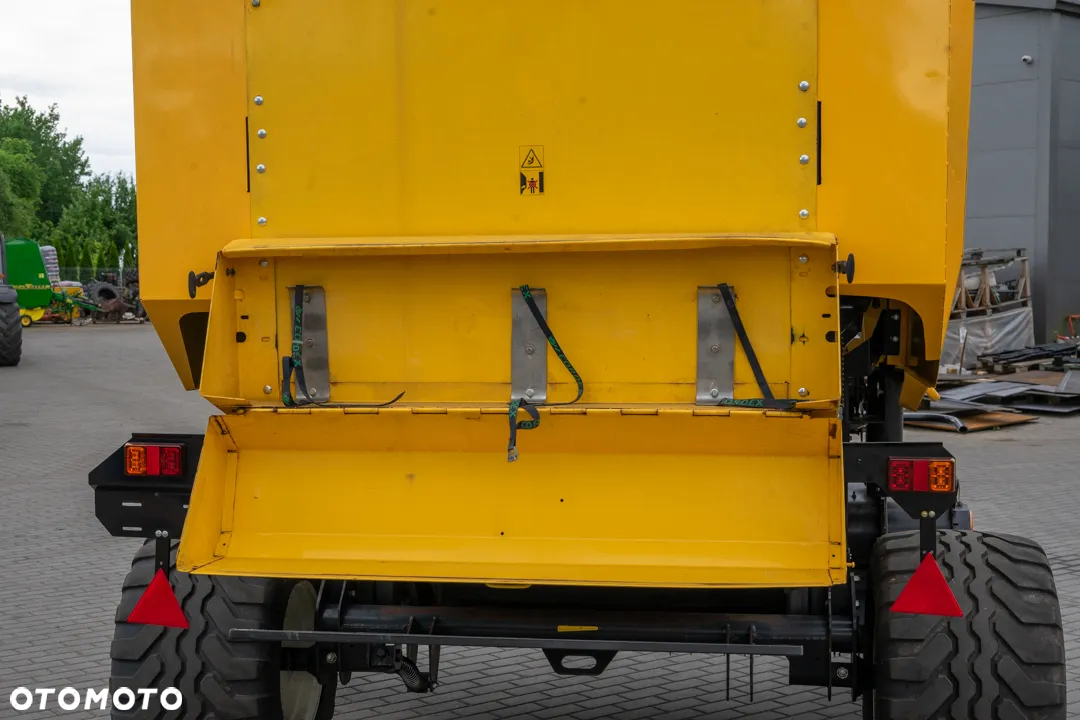 New Holland Prasa BR7060 FILM Posiadam wiele maszyn Ciągnik Rozrzutnik Obornika Prasa Kosiarka Zapraszam - 18