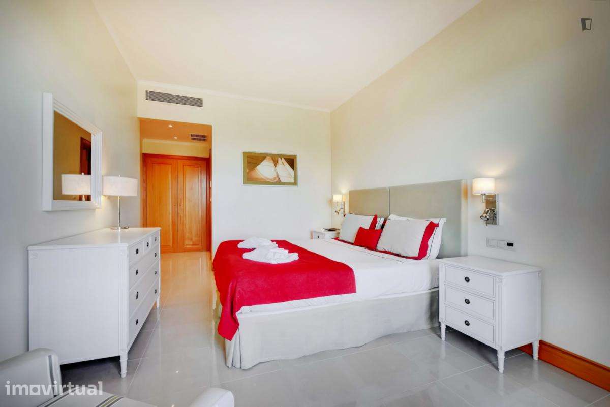 Apartamento com 2 quartos - localizado em Quarteira - Grande imagem: 4/32