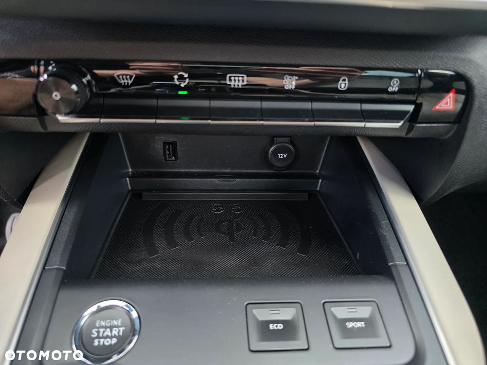 Citroën C5 Aircross 1.6 PureTech Shine EAT8 - 28