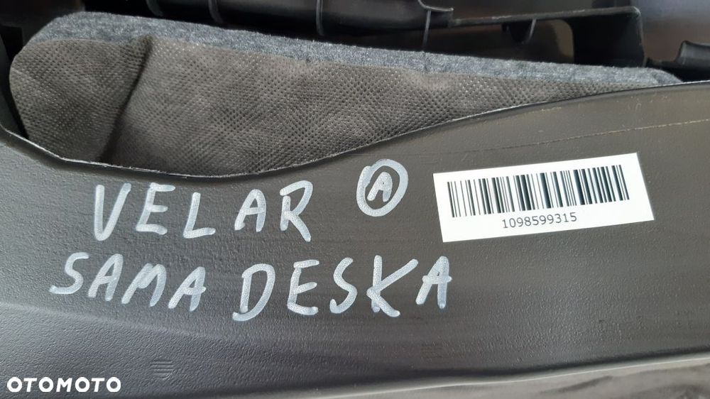 RANGE ROVER VELAR DESKA ROZDZIELCZA - 7