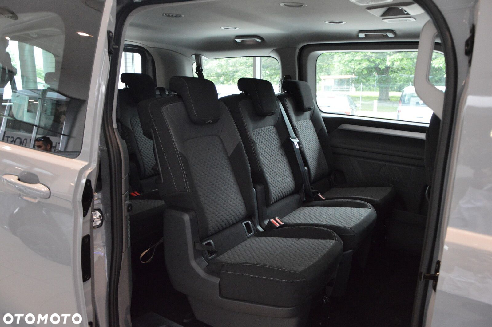 Volkswagen Caravelle Life - 27