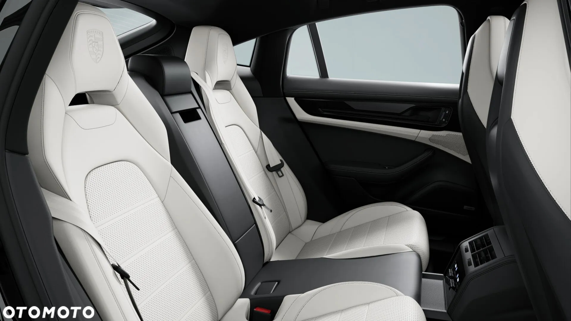 Porsche Panamera 4S E-Hybrid PHEV - 6