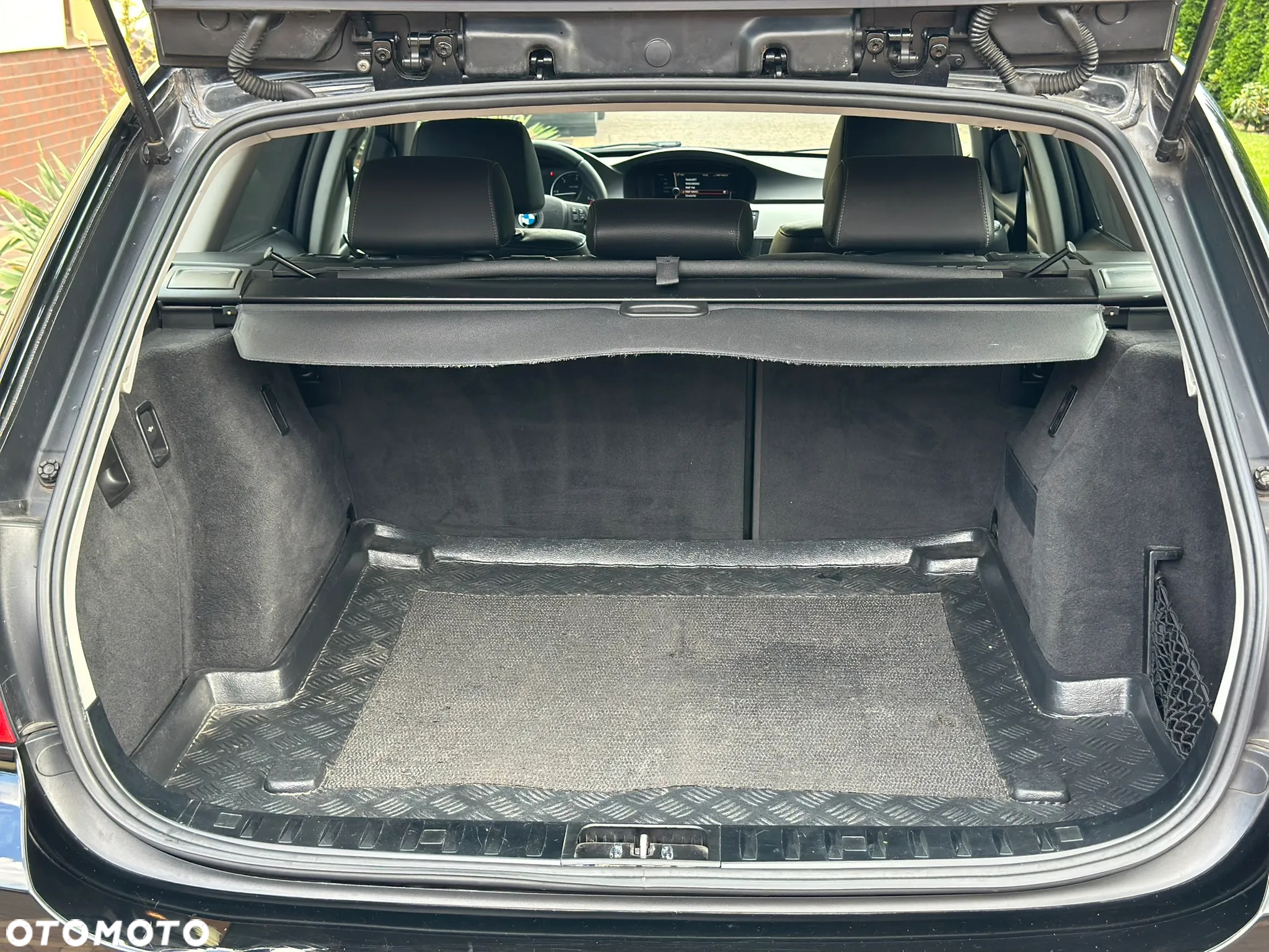 BMW Seria 3 320d DPF Touring - 24