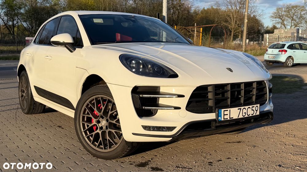 Porsche Macan Turbo Performance - 3