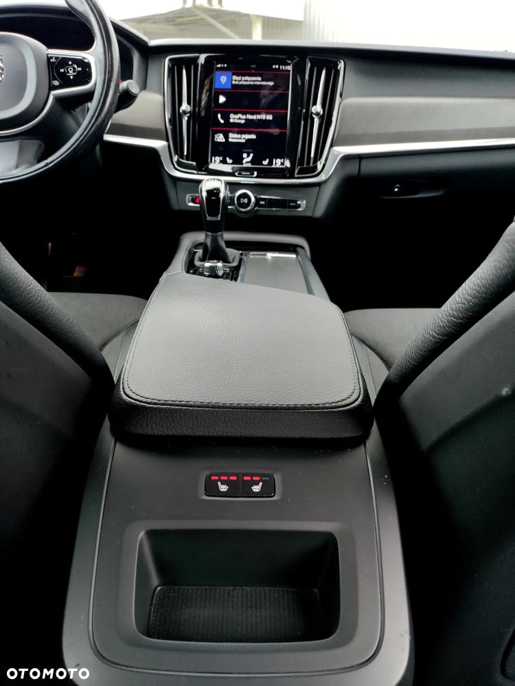 Volvo V90 Cross Country D4 AWD Pro - 17