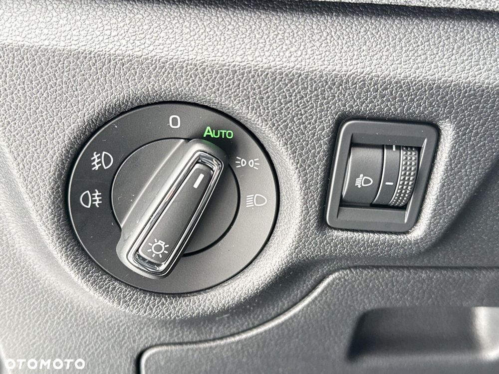 Skoda Scala 1.5 TSI Selection DSG - 16