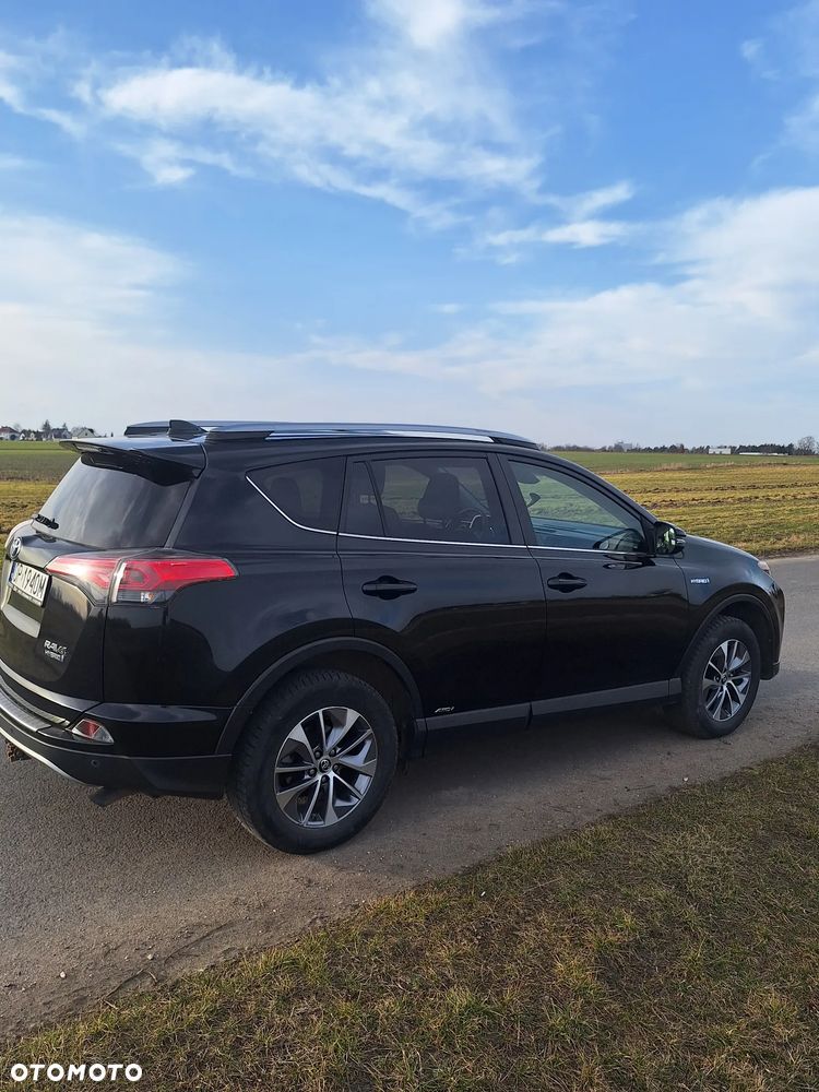 Toyota RAV4 - 4