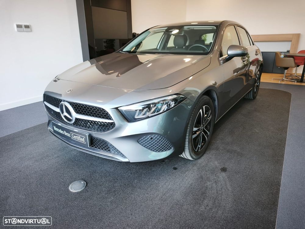 Mercedes-Benz A 250 e - 4