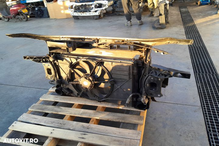 Trager / Calandru COMPLECT Volkswagen VW Touran 1 [facelift] [2006 - - 2