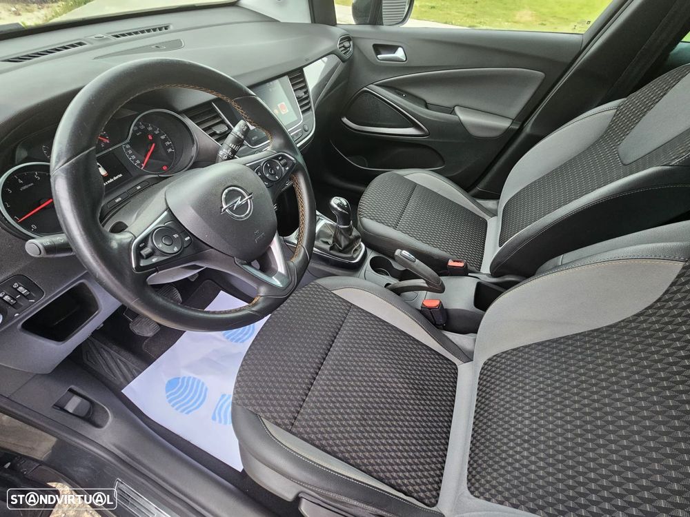 Opel Crossland X 1.2 T Innovation - 18