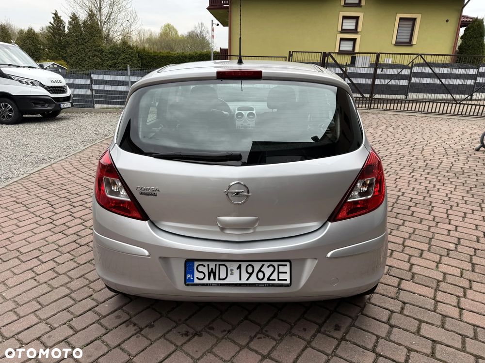 Opel Corsa 1.2 16V Essentia - 35