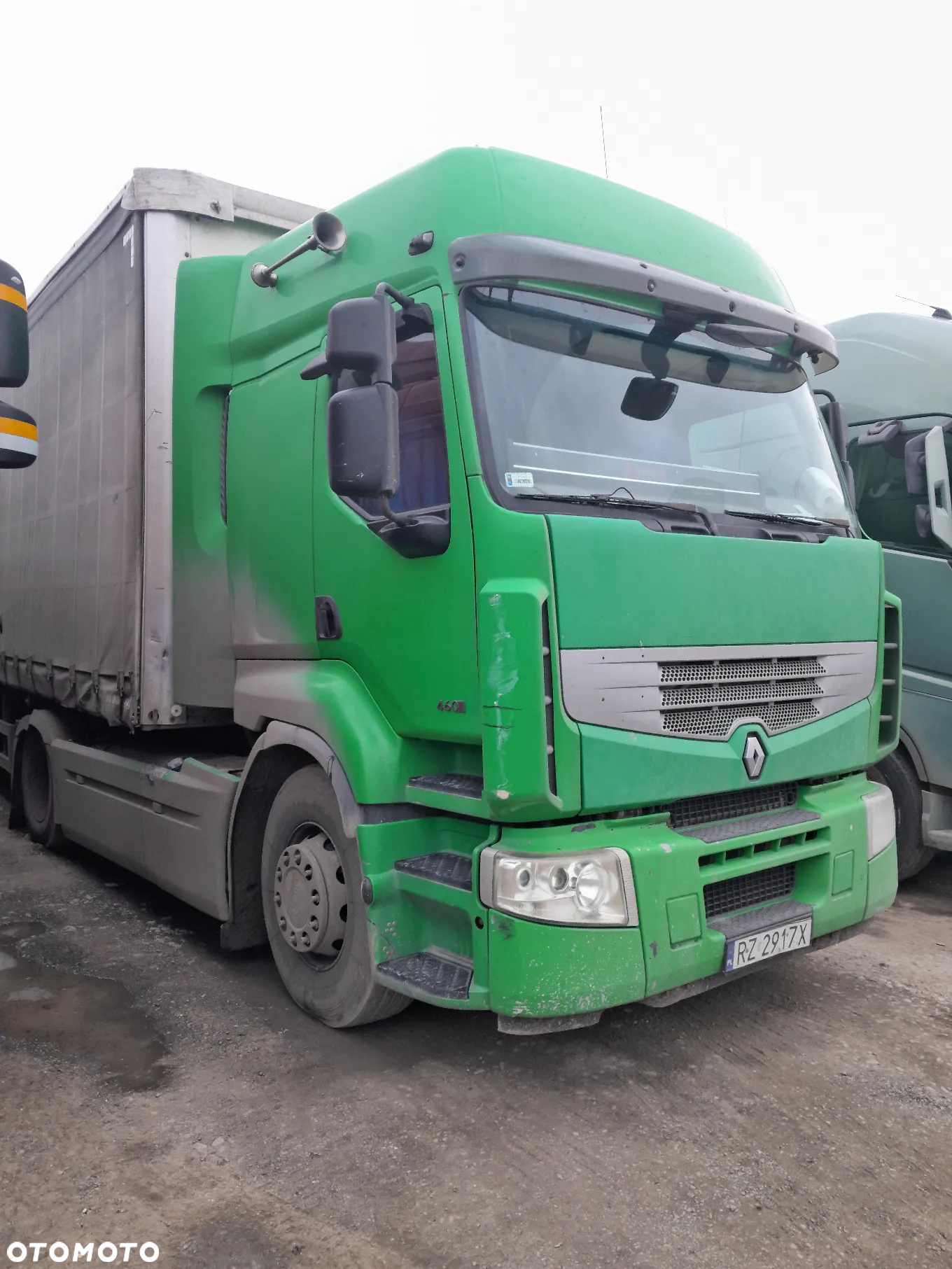 Renault Premium - 2