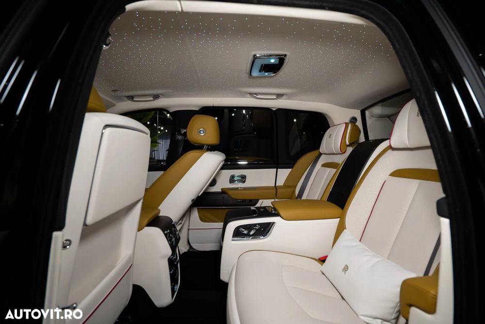 Rolls-Royce Cullinan - 41